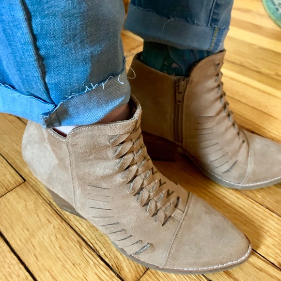 Coconuts by Matisse Shoes Coconut By Matisse Booties Poshmark